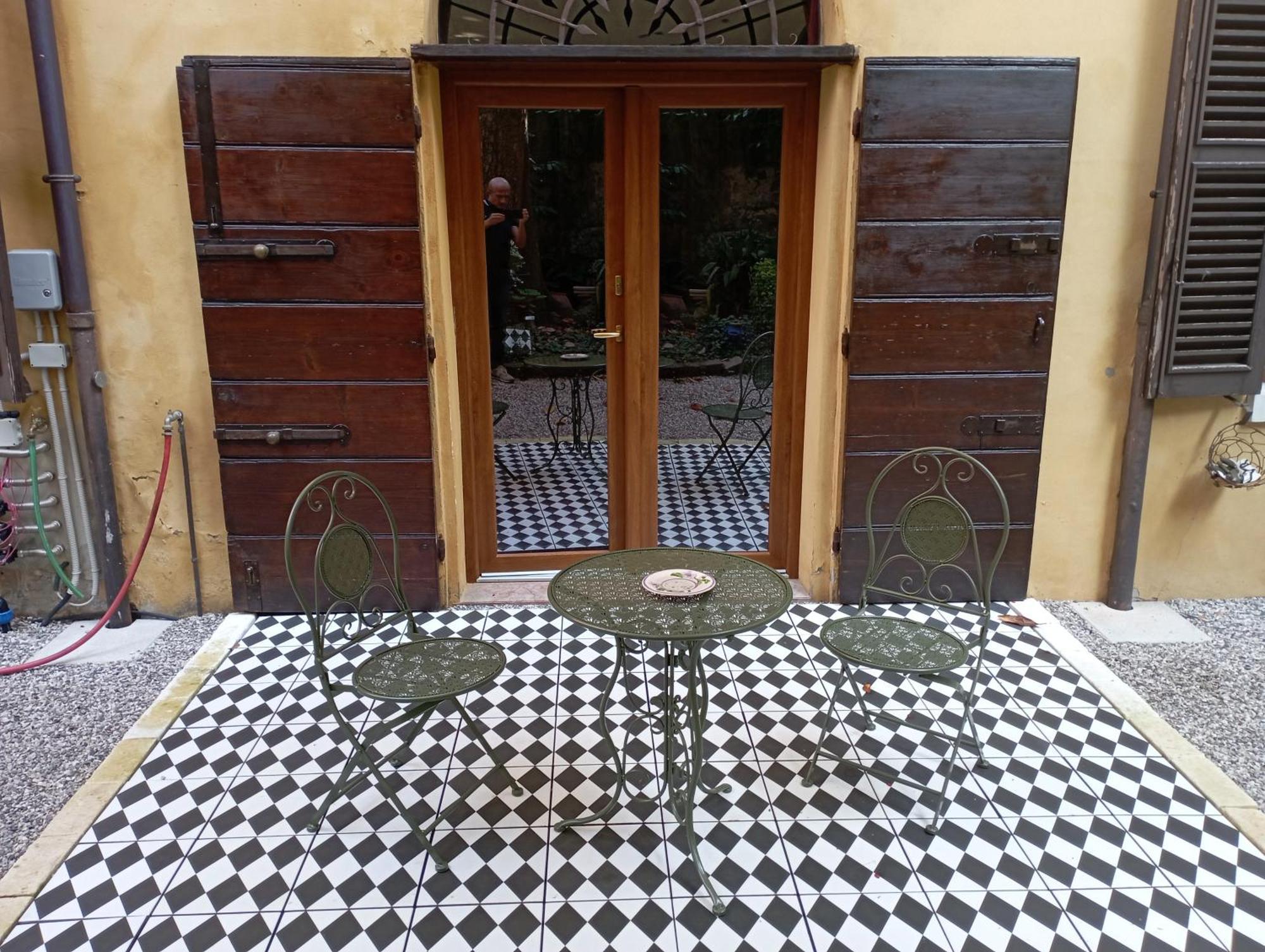Magnolia Garden Apartment Ferrara Exterior photo